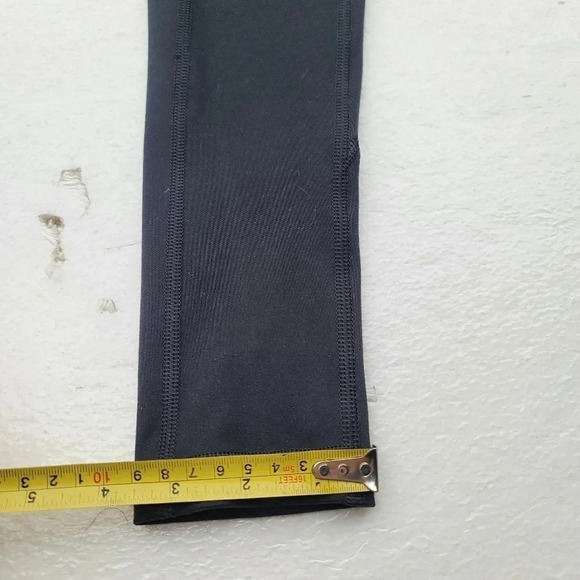 Victoria's Secret 2 Reg Studio Legging High Rise Stretch Pockets black Mid Rise - Picture 8 of 11